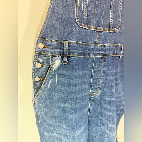 NWOT Judy Blue High Waist Destroyed Double Cuff Overall Denim Shorts Dark Wash - Picture 9 of 14